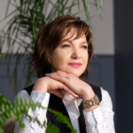Михайлова Елена